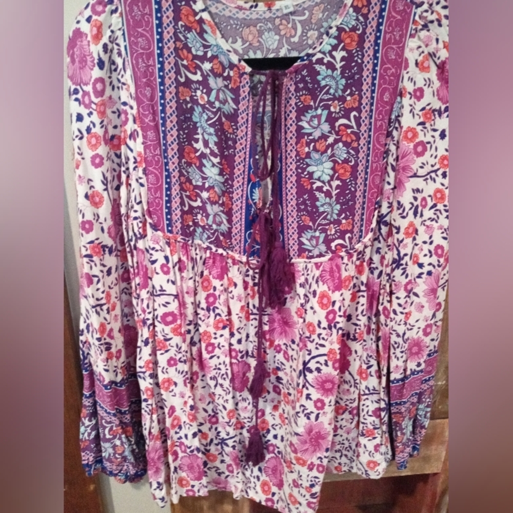 Source Unknown Floral Bohemian Top - Purple and Pink